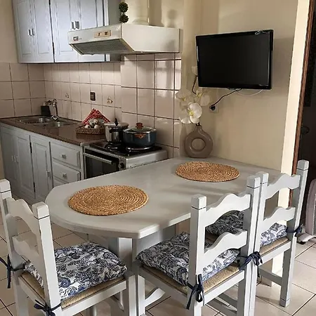 Margianou Апартаменты Каламос